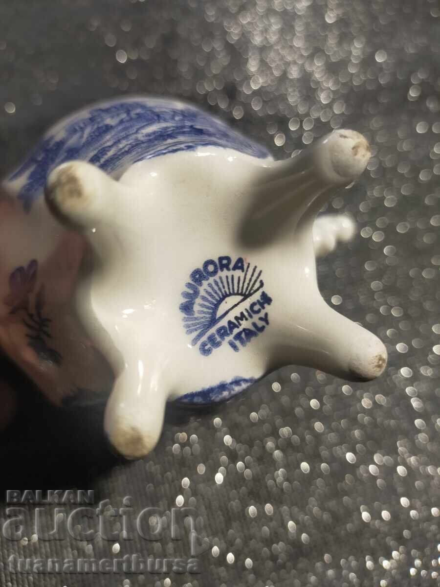 Auction  Mini decorative item