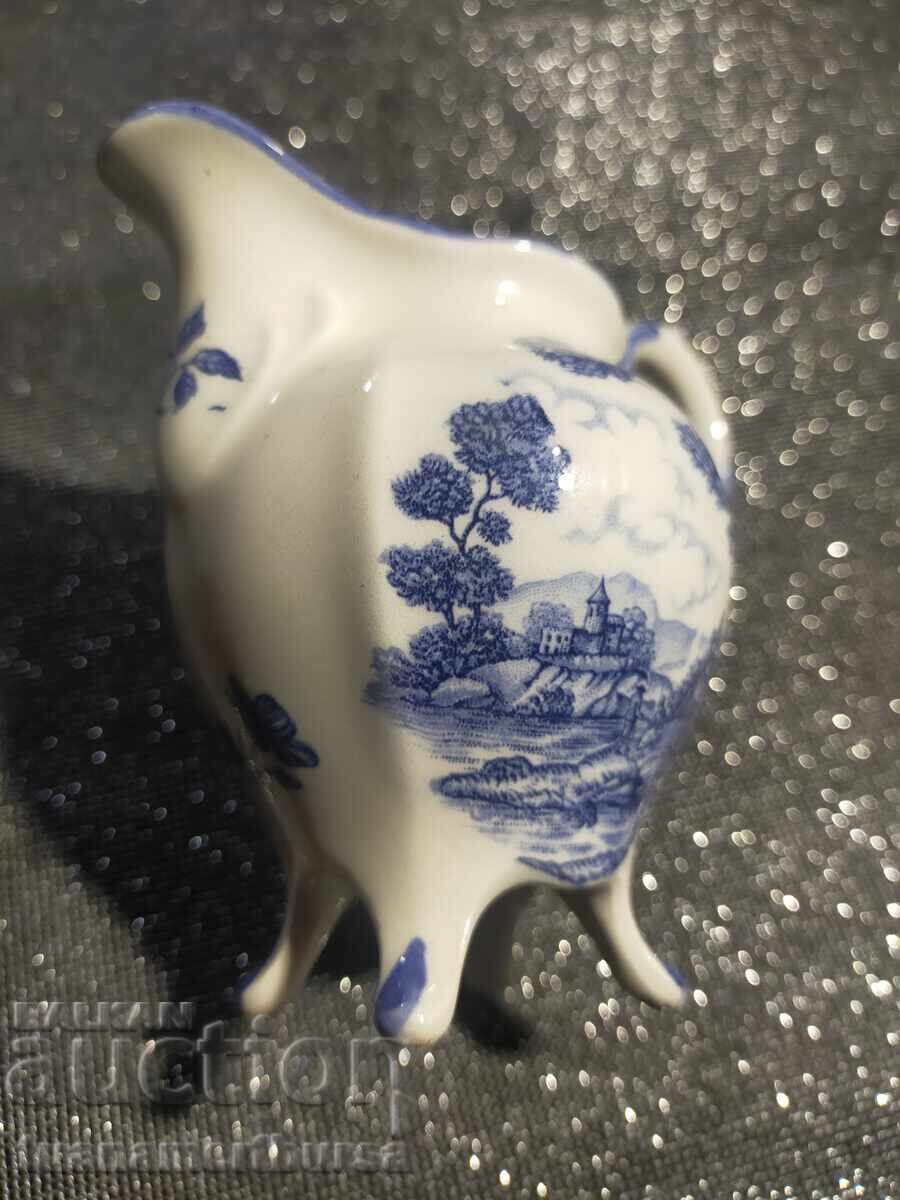 Mini decorative item