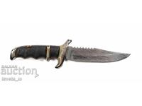 Small knife miniature of a classic hunting knife