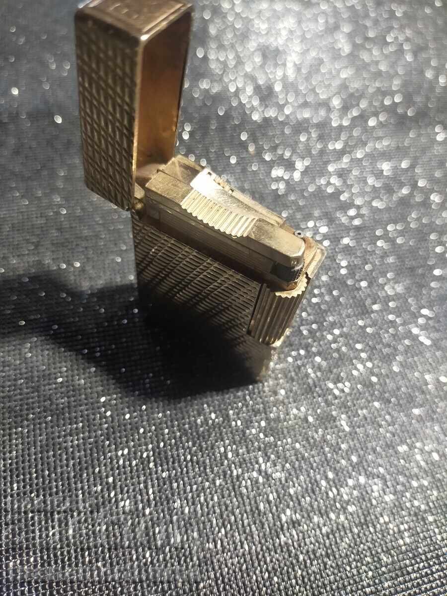 Brichetă DuPont cu preț € 175.00 | 342.27 BGN Brichetă DuPont cu preț € 175.00 | 342.27 BGN