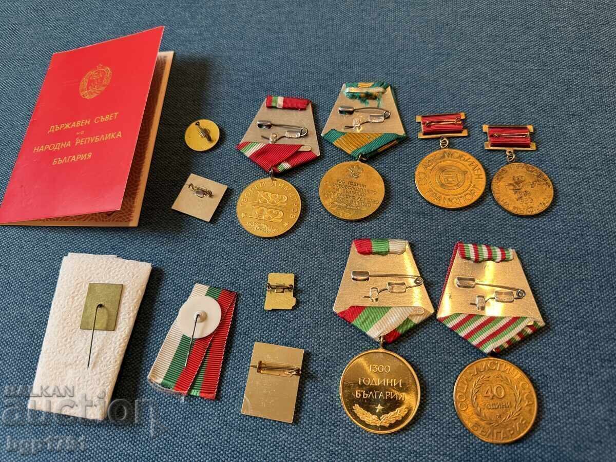Delivery of Lot of 12 social badges and medals from 1 cent Delivery of Lot of 12 social badges and medals from 1 cent