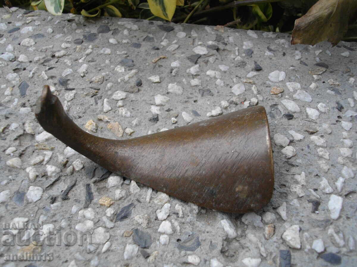 Cizme vechi de bronz cu preț € 20.00 | 39.12 BGN