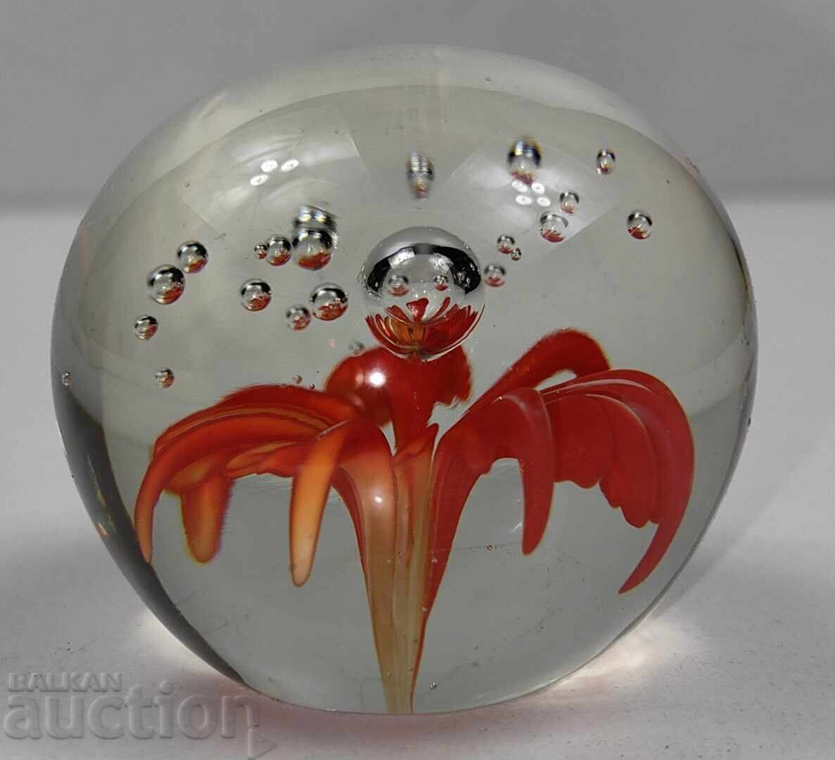 СТЪКЛЕНА ФИГУРА СТАТУЕТКА ПРЕСПАПИЕ ОТЛИЧНО ЦВЕТЕ ЦВЕТЯ с цена € 7.00 | 13.69 лв.