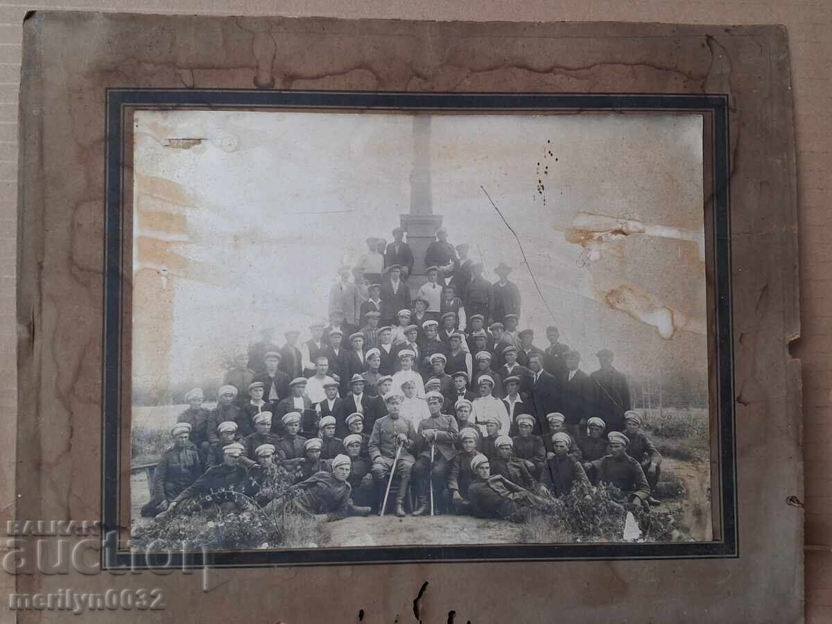 Групов портрет фотография военна снимка 20те г Ц-во България с цена € 35.87 | 70.16 лв. Групов портрет фотография военна снимка 20те г Ц-во България с цена € 35.87 | 70.16 лв.