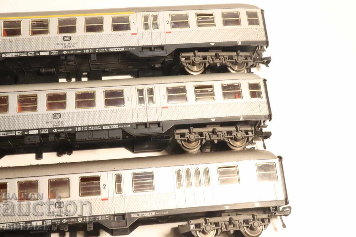 Delivery of FLEISCHMANN H0 1/87 WAGON TRAIN CARRIAGE JP LOT 3 PCS Delivery of FLEISCHMANN H0 1/87 WAGON TRAIN CARRIAGE JP LOT 3 PCS