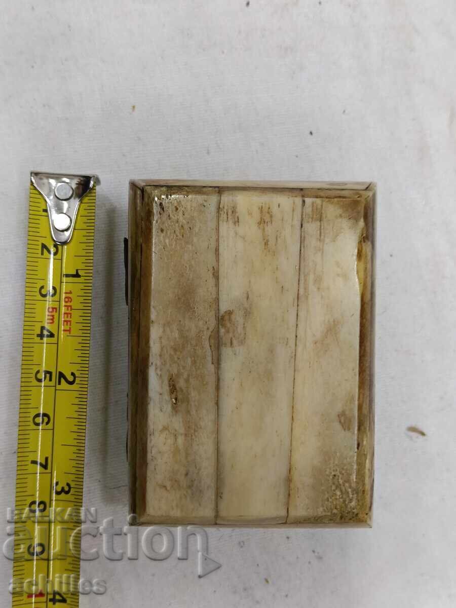 Bone jewelry box - 5