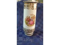 Πορσελάνινη Βάζο με πλούσια επιχρύσωση για επέτειο