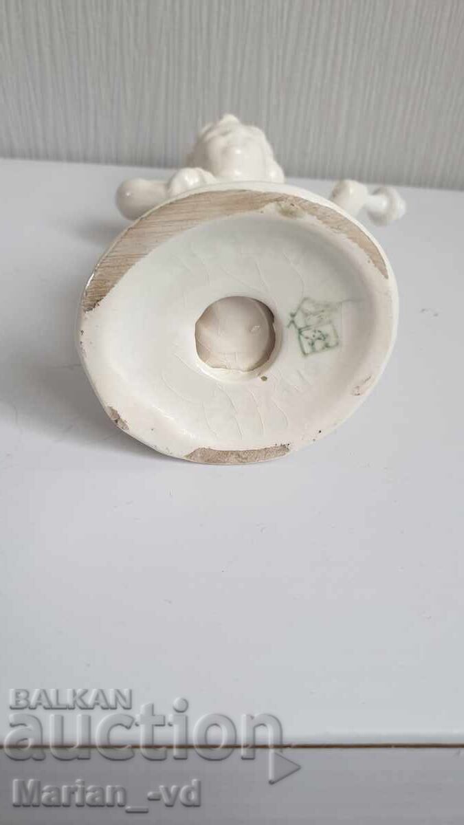 Înger de porțelan vechi cu ștampilă cu preț € 50.00 | 97.79 BGN