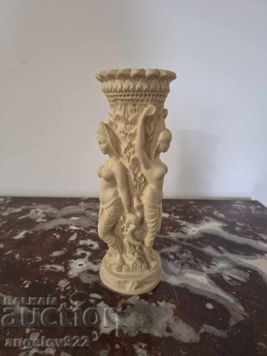 Аукцион Ваза от алабастър с релефни фигурални изображения!!!