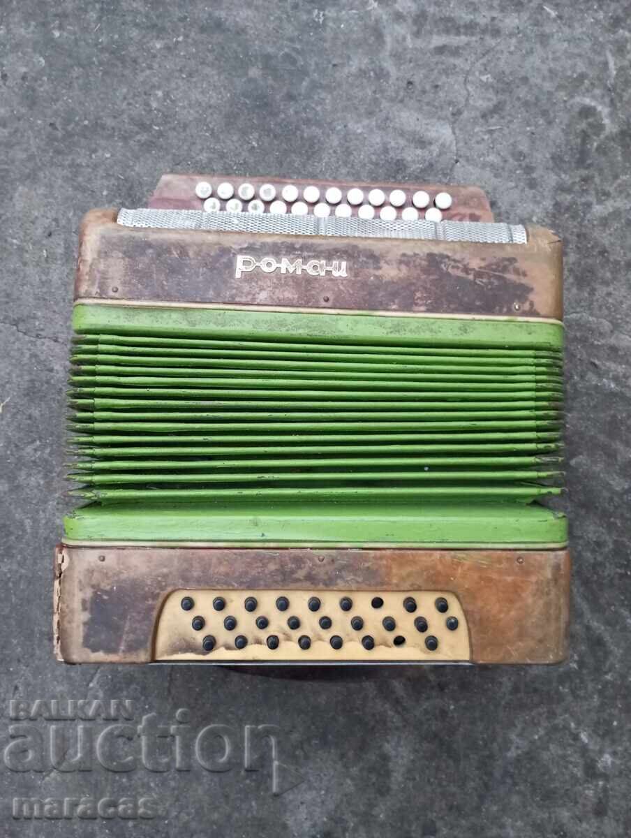Acordeon vechi