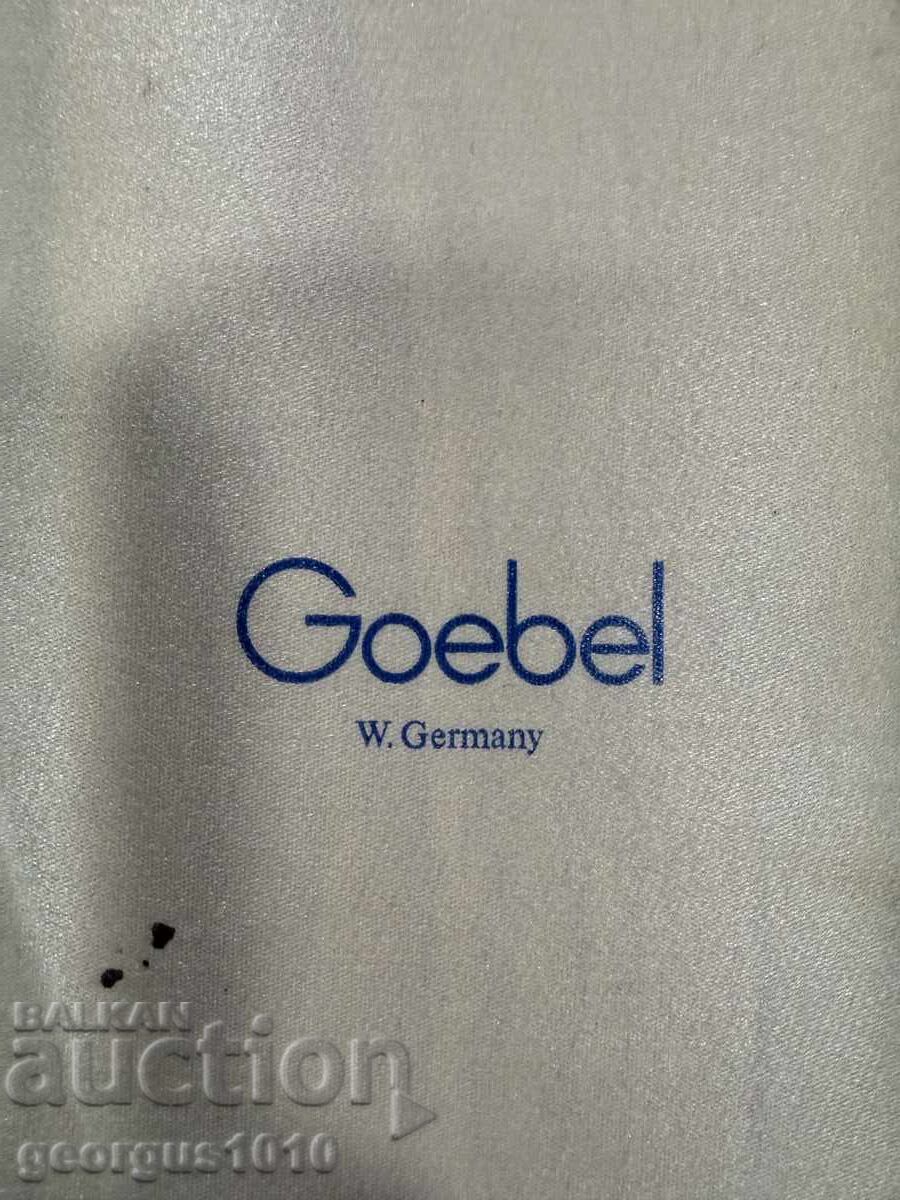 Rară sculptură de colecție cal Goebel nr. 8005 - 6 Rară sculptură de colecție cal Goebel nr. 8005 - 6