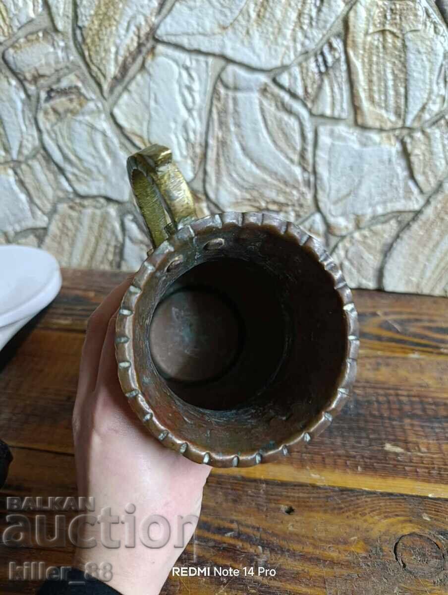 Vintage Ръчно изработена медна кана с бронзова дръжка с цена € 20.00 | 39.12 лв.