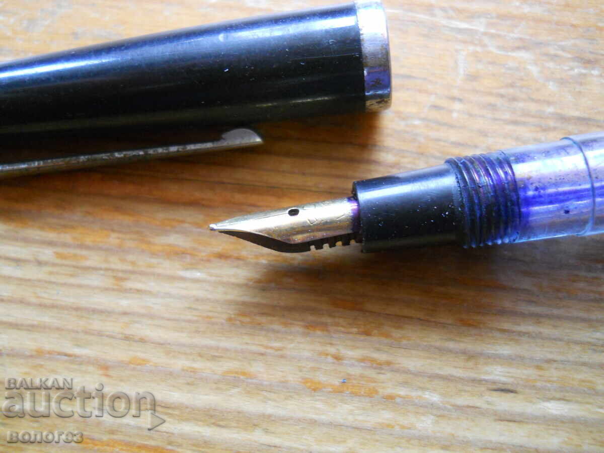 Licitație Stilou vintage cu peniță placată cu aur "Flaro Pionier" - România Licitație Stilou vintage cu peniță placată cu aur "Flaro Pionier" - România