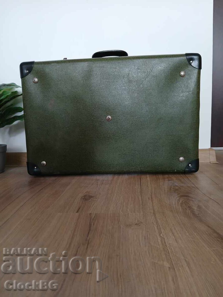 Retro green suitcase with price € 25.00 | 48.90 BGN