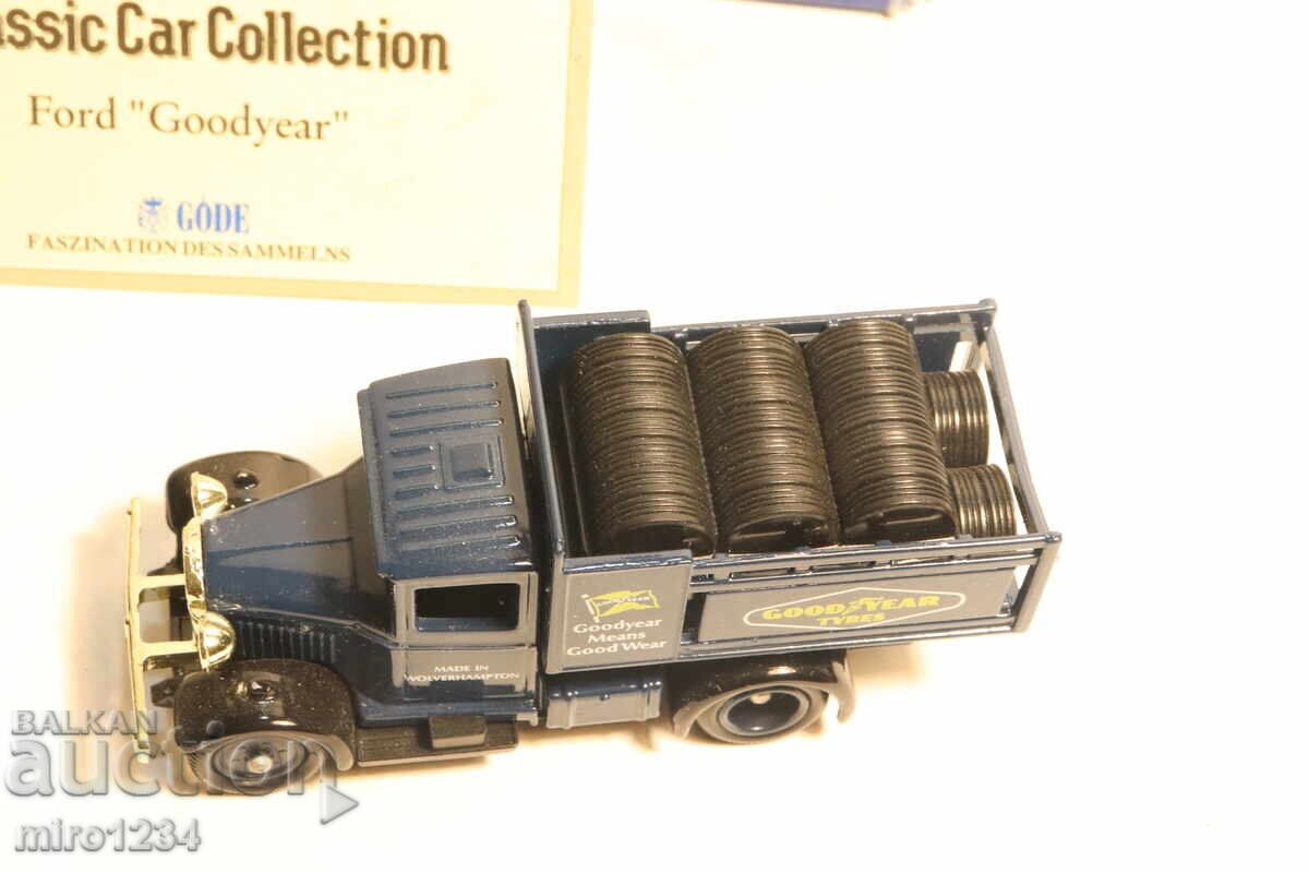 Auction  LLEDO DAYS GONE FORD GOODYEAR CAR MODEL