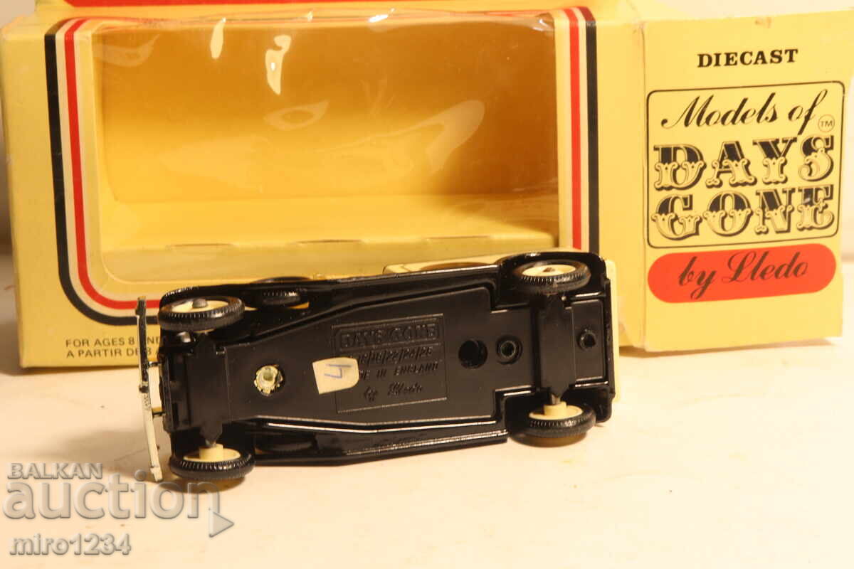 LLEDO DAYS GONE FORD GOODYEAR CARUCIOR MODEL - 6