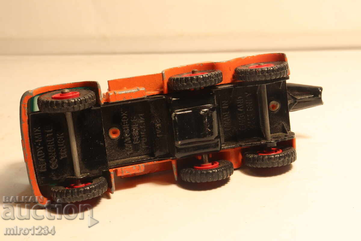MATCHBOX SUPER KING KAMION BETONOMESHALKA MODEL - 6
