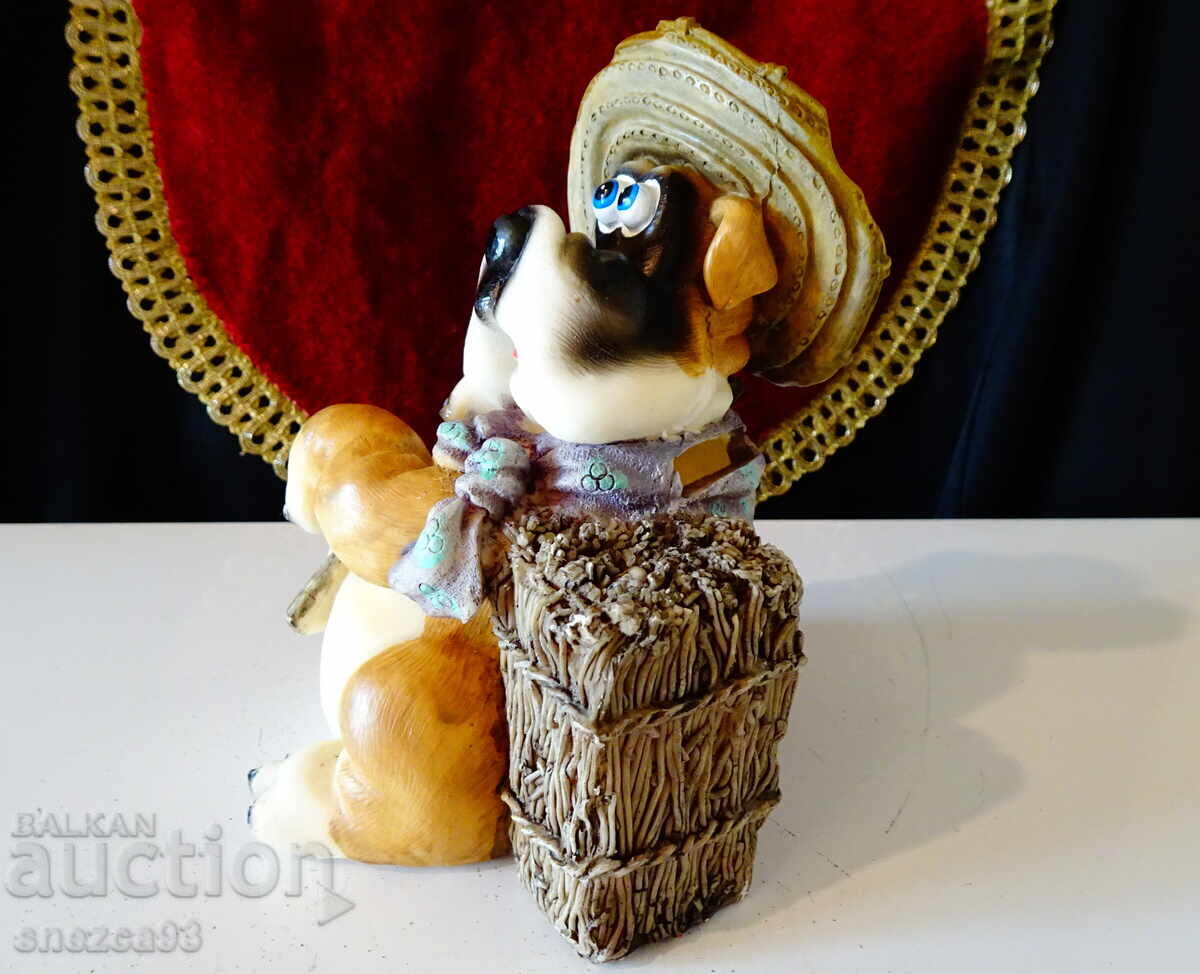 Livrarea Figurină din porțelan Cățel fermier, pușculiță