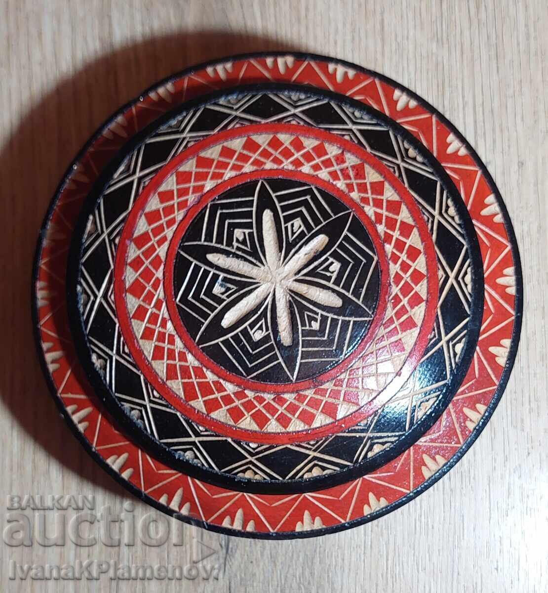 Cutie din lemn pentru cunoscători cu preț € 12.00 | 23.47 BGN