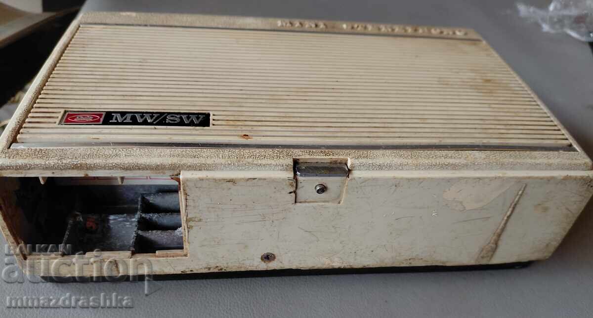 Аукцион Мини грамофон радио Sharp Mini Sterephono Аукцион Мини грамофон радио Sharp Mini Sterephono