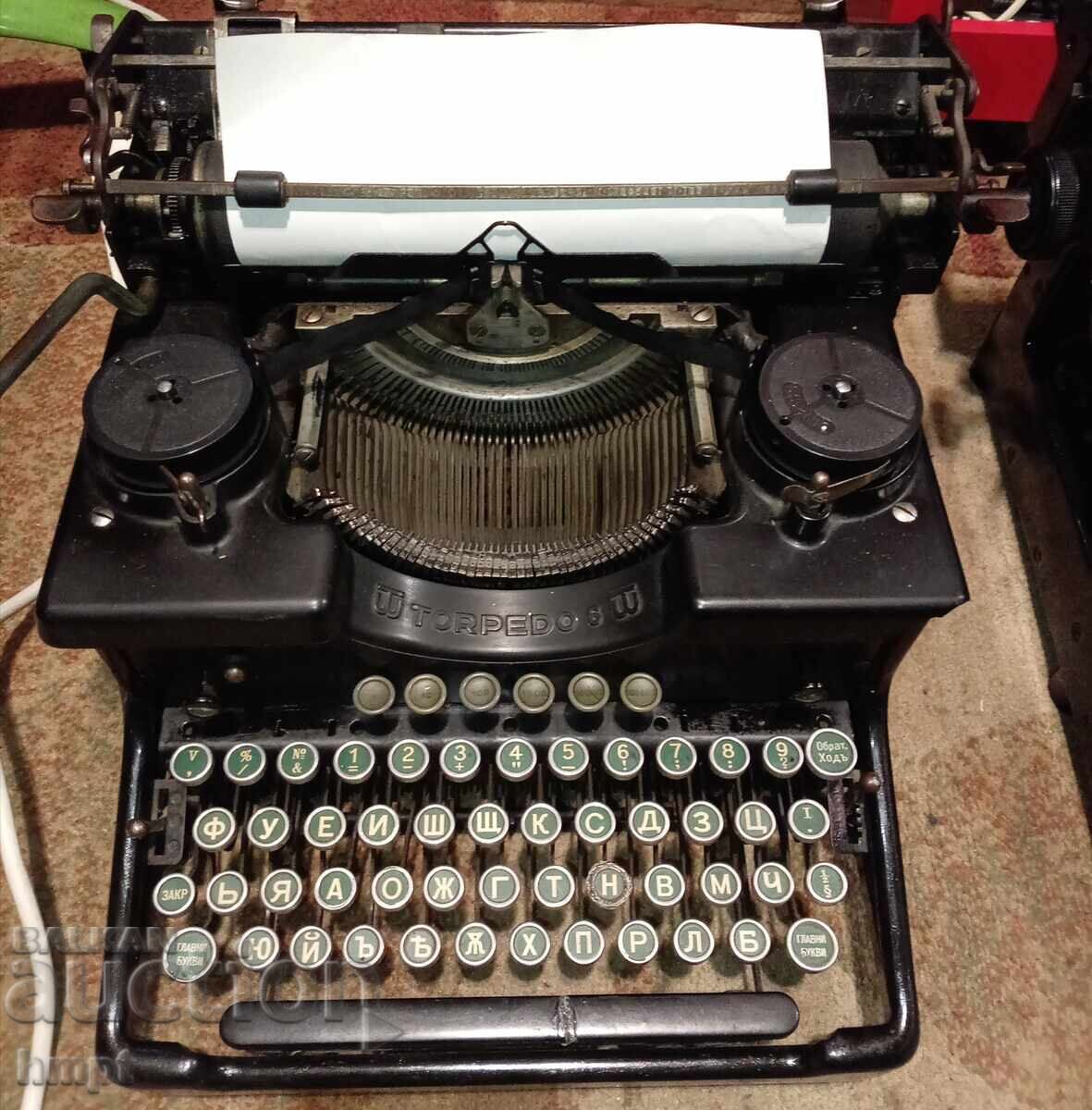 Пишешта машина. Пишешта машина.