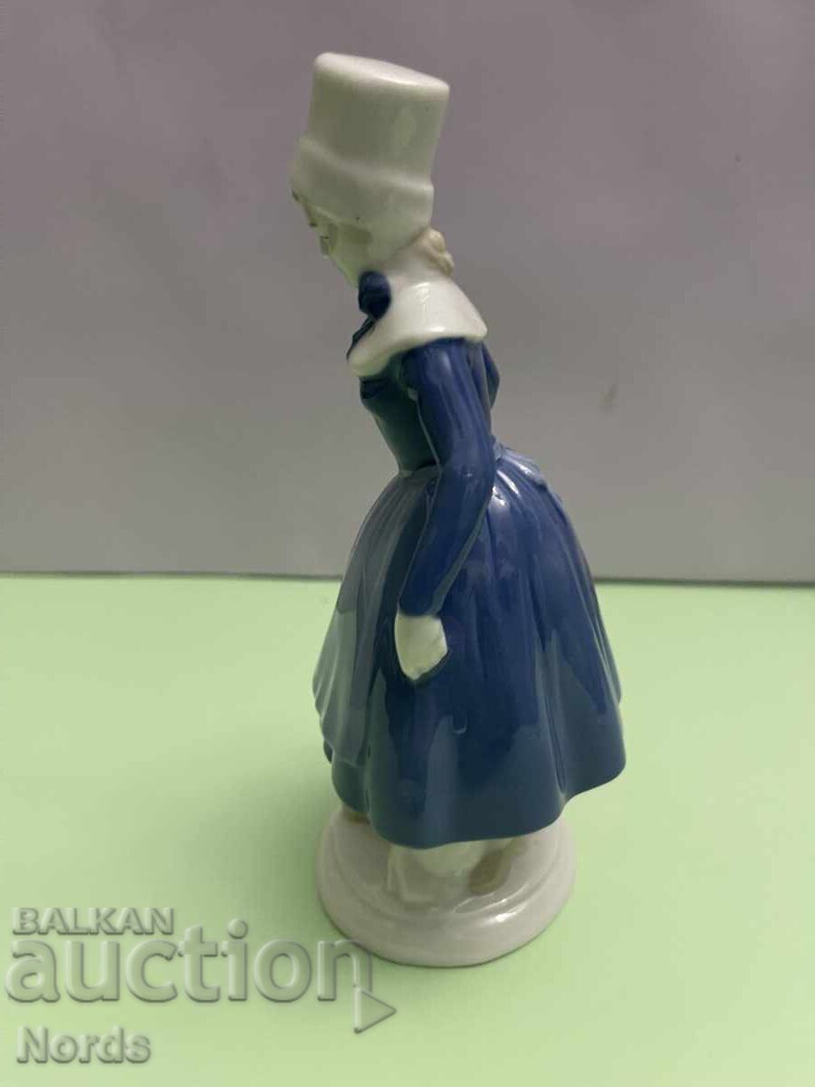 Figurină vintage RDG cu preț € 5.50 | 10.76 BGN