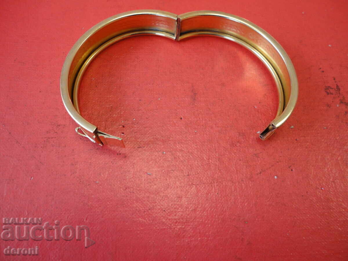 Δημοπρασία Unikalna pozlatena tvŭrda grivna Amerikaner SP