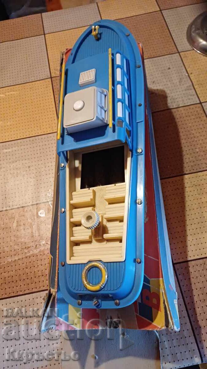 Стара лодка HEGOLAND топ състояние! Бзц - 6