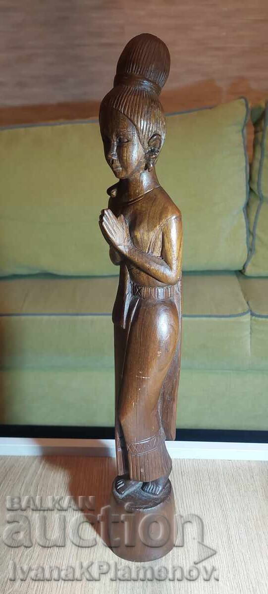 Licitație Sculptură în lemn pentru cunoscători 48cm Licitație Sculptură în lemn pentru cunoscători 48cm