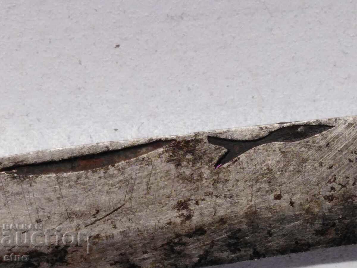 СТАР БЪЛГАРСКИ НОЖ С МАРКИРОВКА РИБА с цена € 25.00 | 48.90 лв.