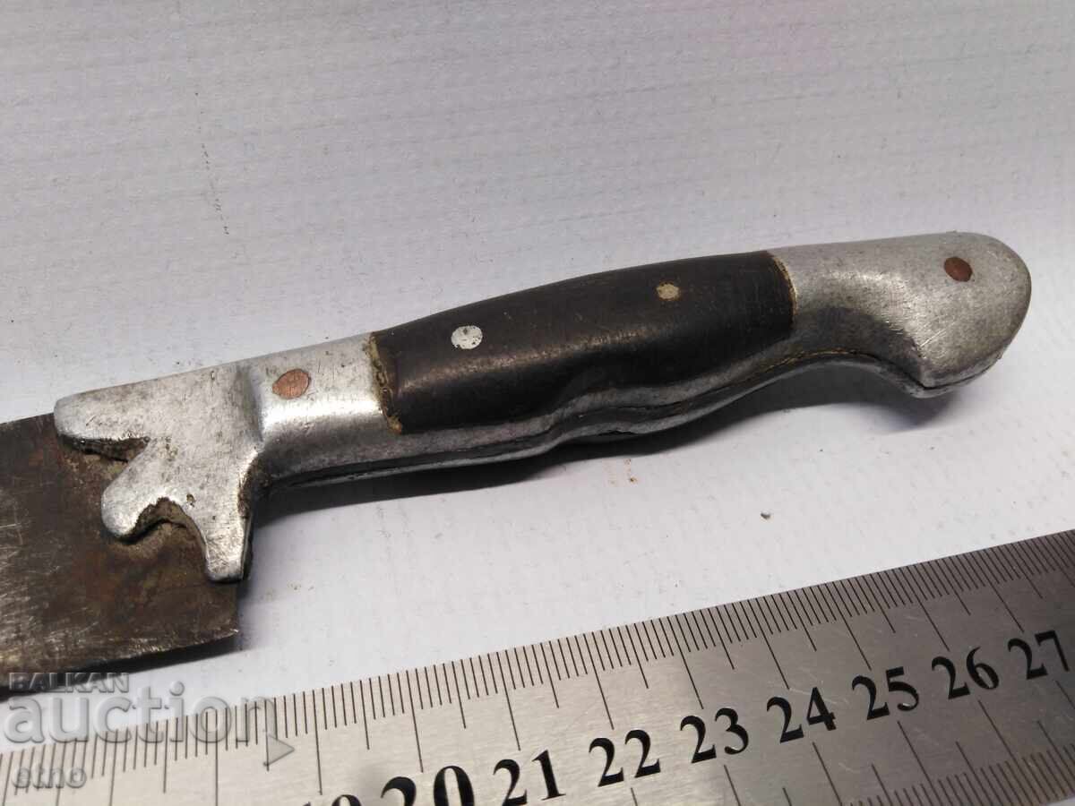 Delivery of OLD BULGARIAN SHEPHERD KNIFE