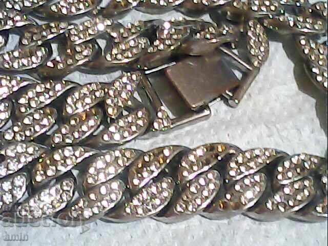 Доставка на красиво старо дамеско колие около80гр