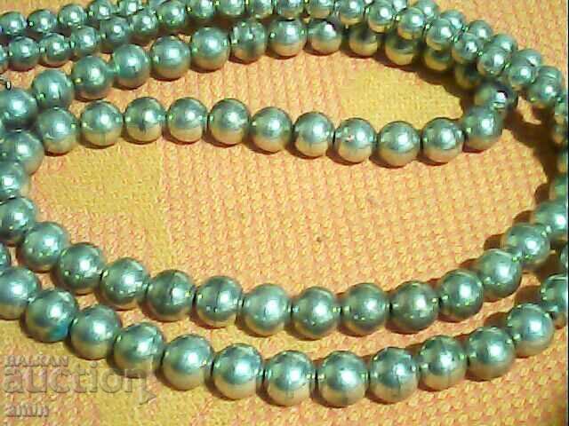 Παράδοση Όμορφα παλιά ασημένια κολιέ