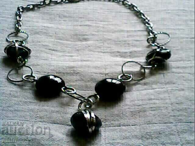 Аукцион красиво колие и гривна обеци сес естествени kameni eкристали