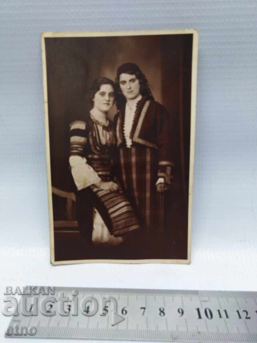 IMAGINE IMPERIALĂ - 1932, COSTUM RODOP, sârmă, găitan cu preț € 10.00 | 19.56 BGN