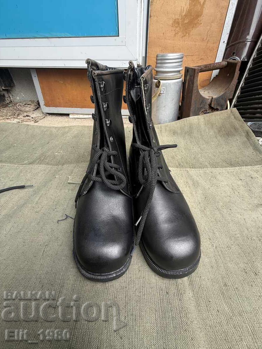 Soldier's boots size 43 with price € 75.00 | 146.69 BGN