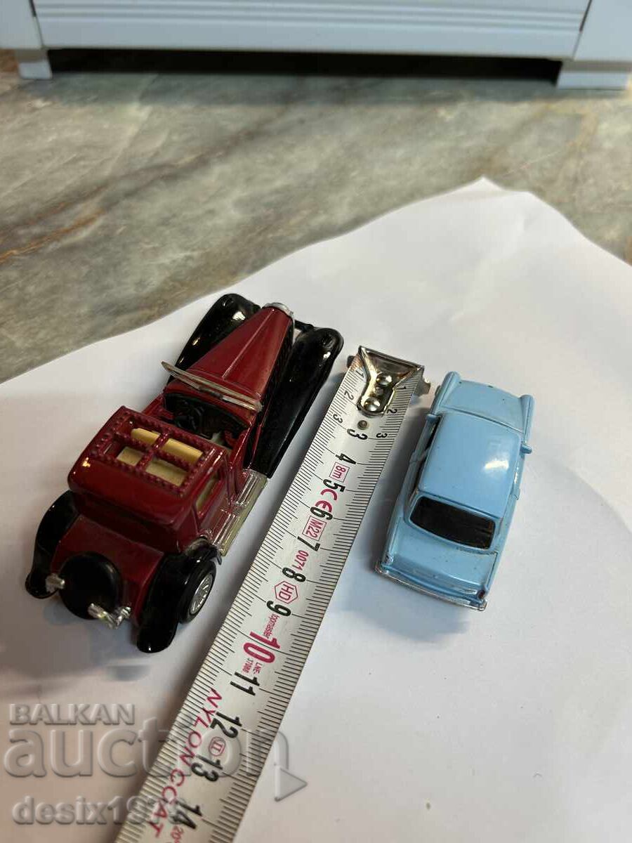 Δημοπρασία Παλιά μεταλλικά καροτσάκια, παιχνίδια