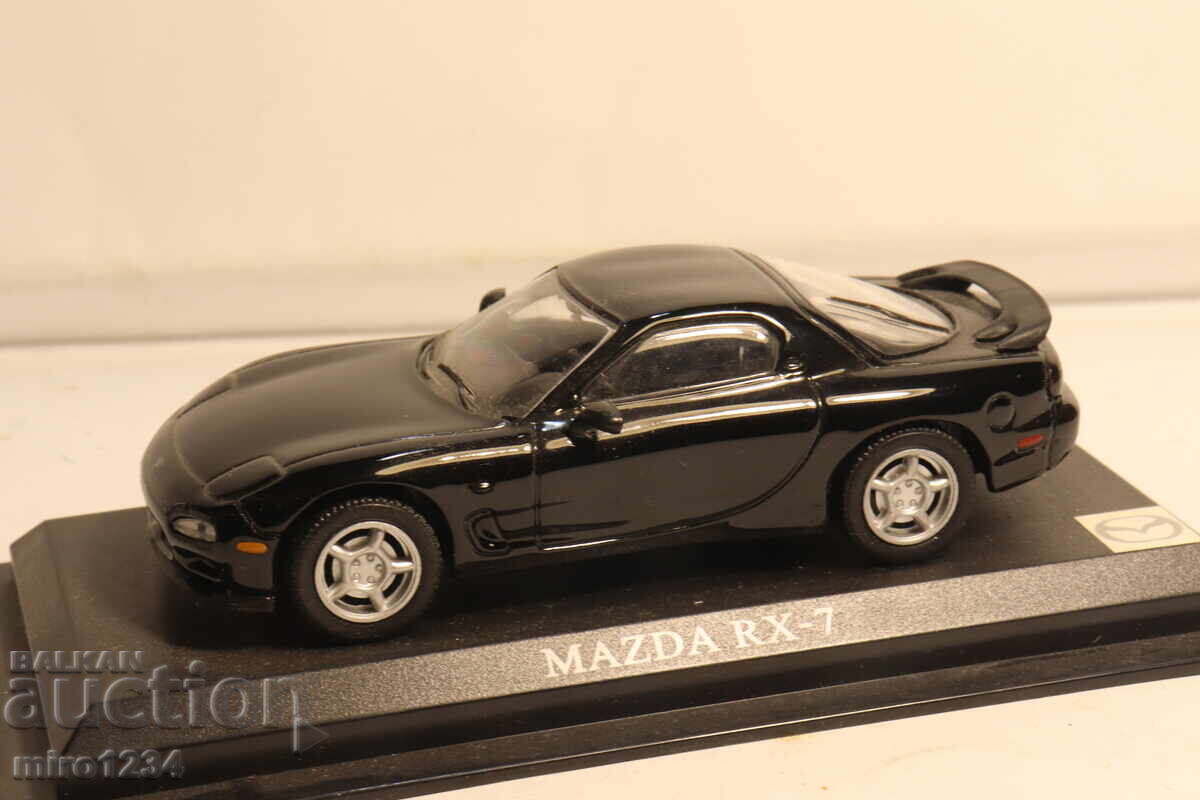 1/43   МАЗДА  MAZDA  RX - 7   КОЛИЧКА  ИГРАЧКА   МОДЕЛ - 7