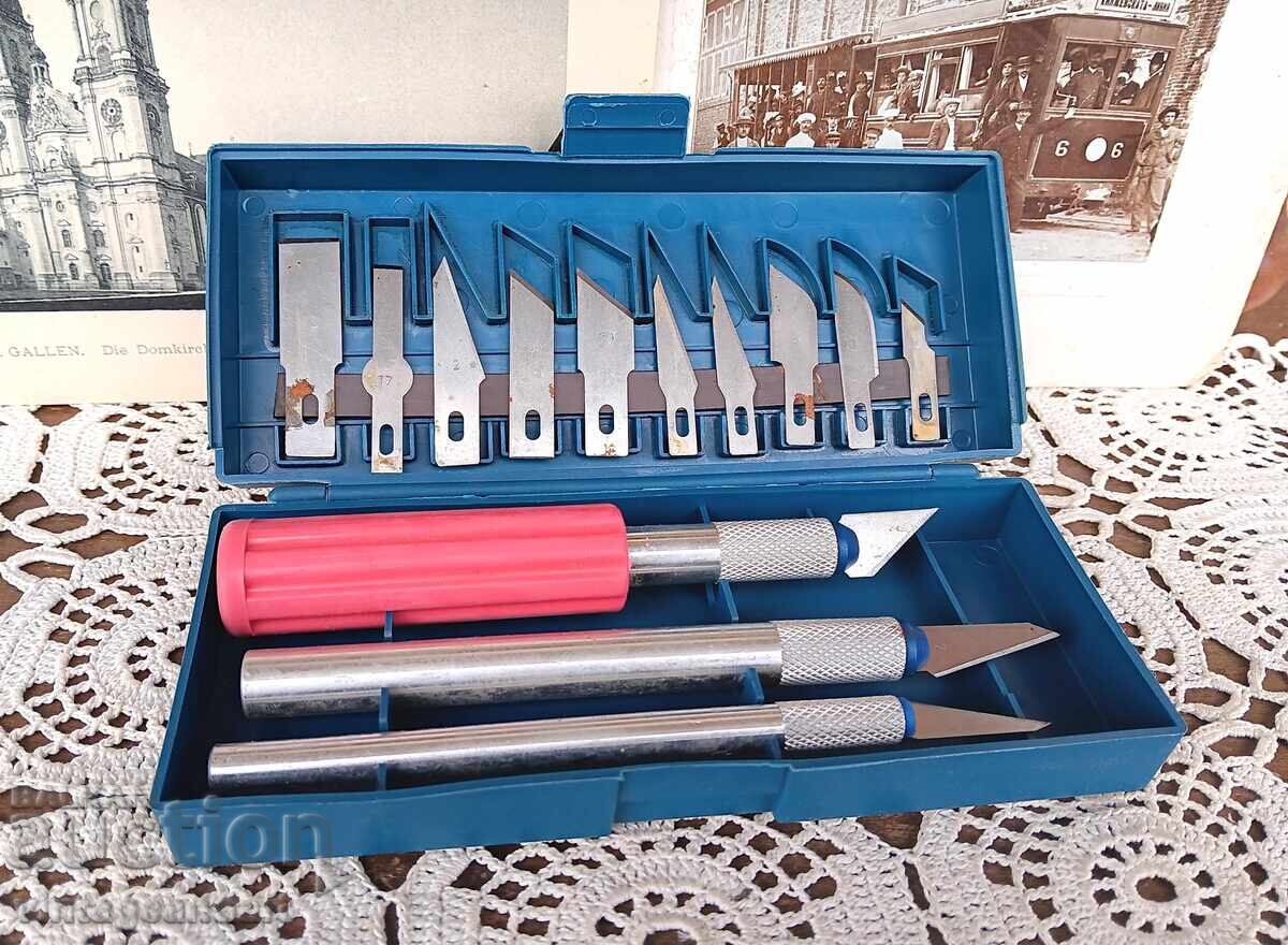 Licitație Set dălți, cuțite, unelte