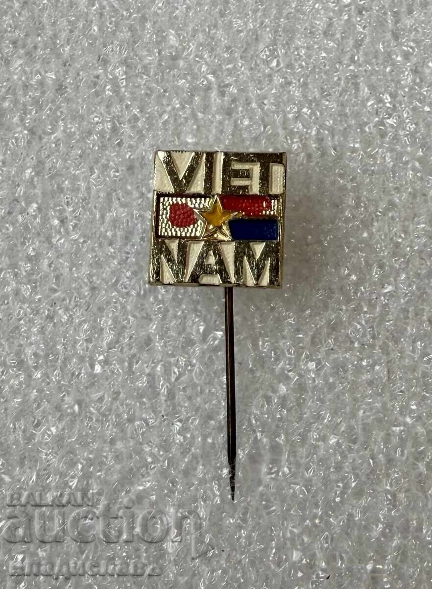 Old badge VIETNAM