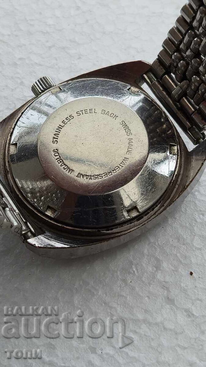 Доставка на MONTAGNE AUTOMATIC SWISS MADE РЯДЪК НЕ РАБОТИ БЗЦ  !!!!