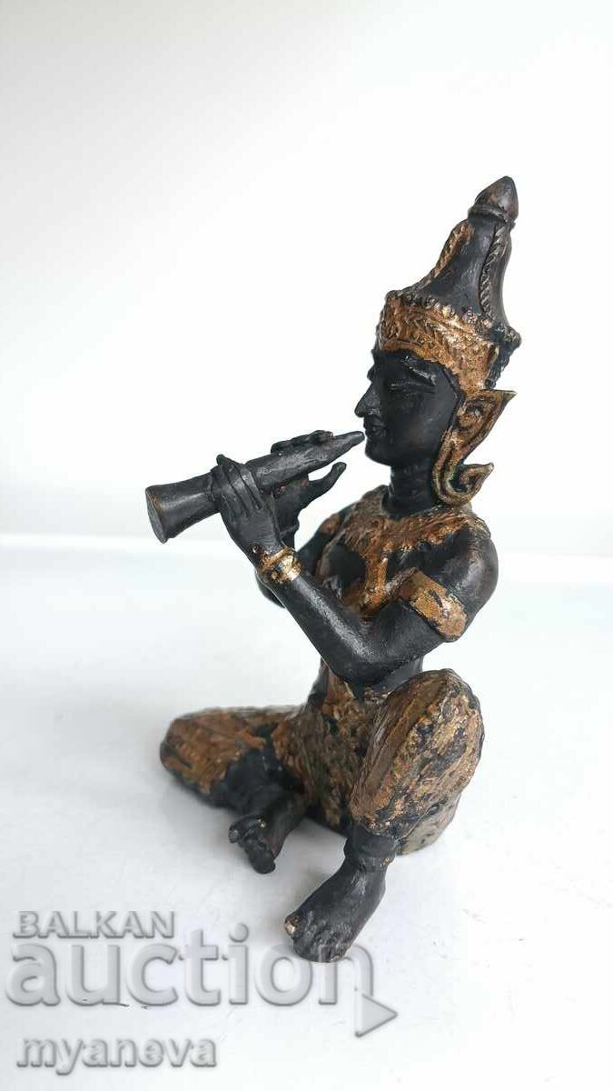 Παράδοση Bronzova taĭlandska statuetka na angel pazitel