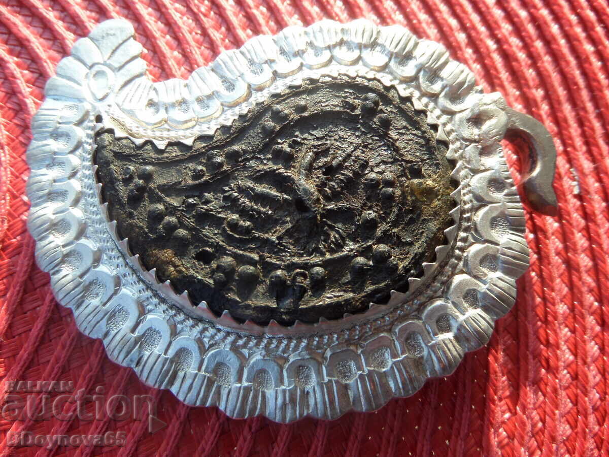 Veche 1/2 cataramă, argint, sacan, corn gravat