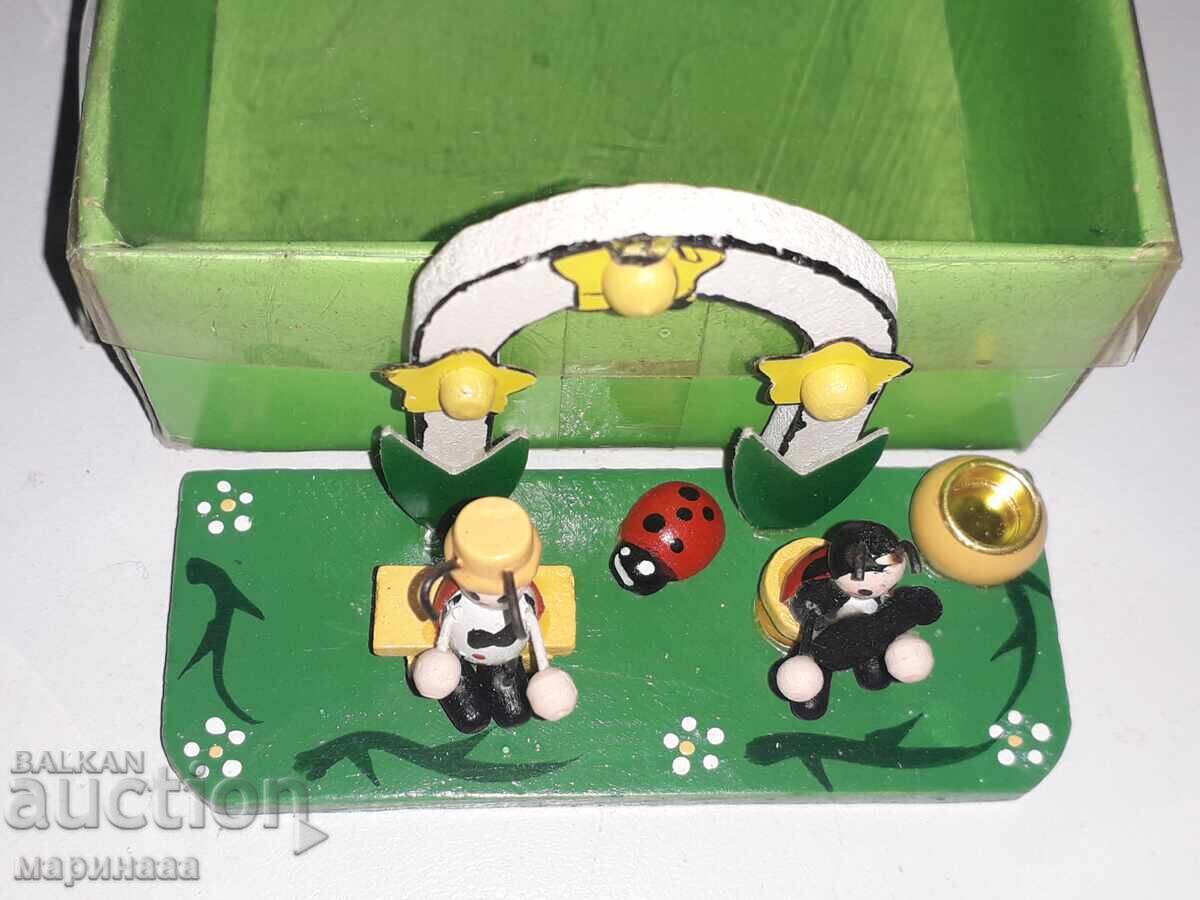 Delivery of MINI DECORATION, CANDLE HOLDER. WOOD