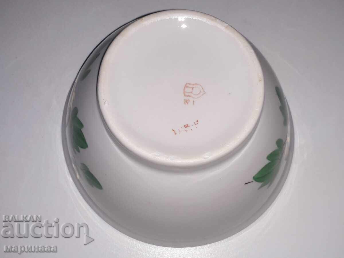 BATH. PORCELAIN. GILDING. USSR - 5