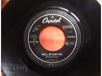 Small vinyl record - WINGS