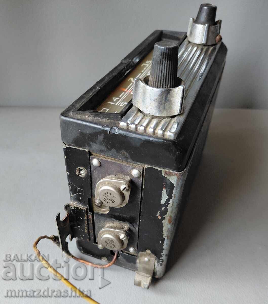 Παράδοση Radio ot Moskvich 408