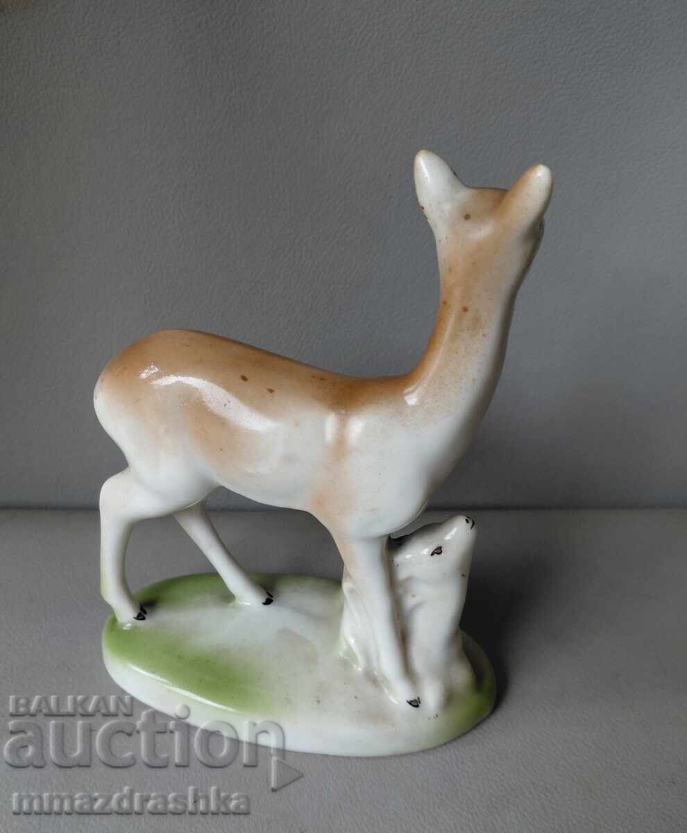 Auction  Porcelain figurine of Isis