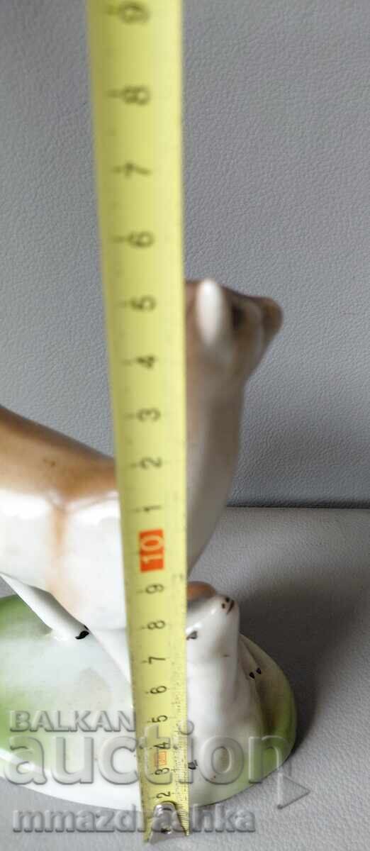 Porcelain figurine of Isis - 5