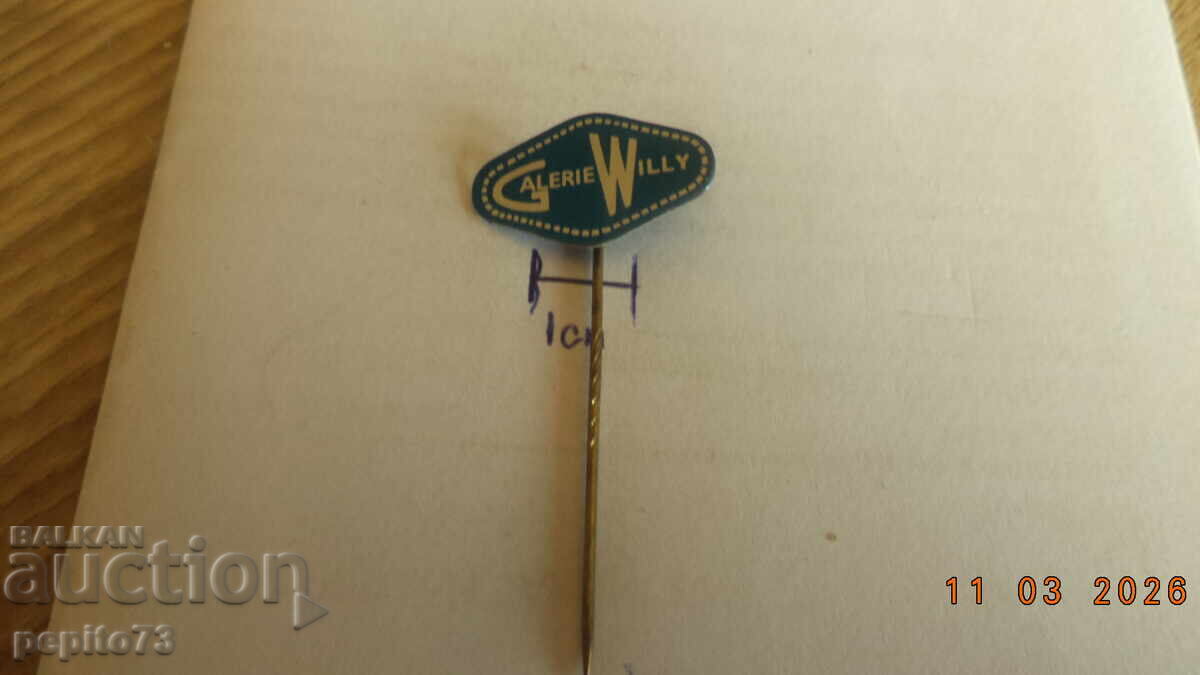 Licitație Insignă promoțională, Galerie Willy, centru comercial